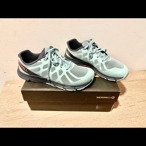 Merrell running shoes ; size 8  ; color teal